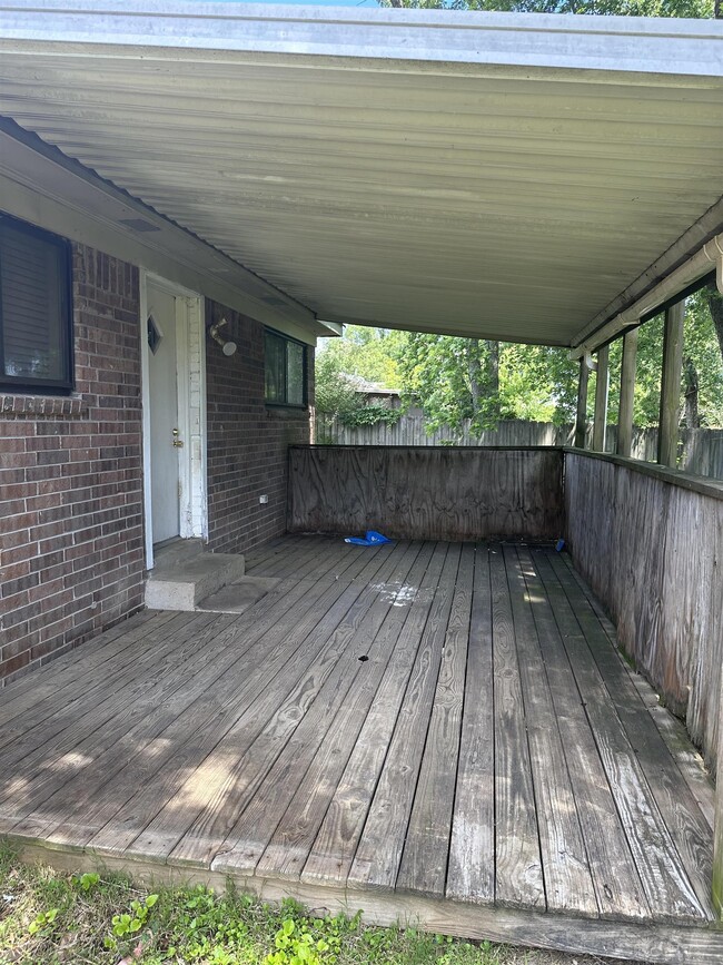 Photo - 7032 Pam Dr