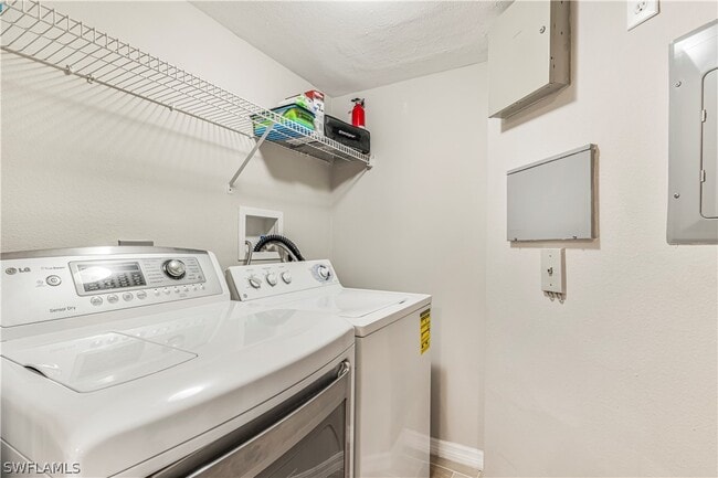 Photo - 8754 River Homes Lane Unidad 8-105