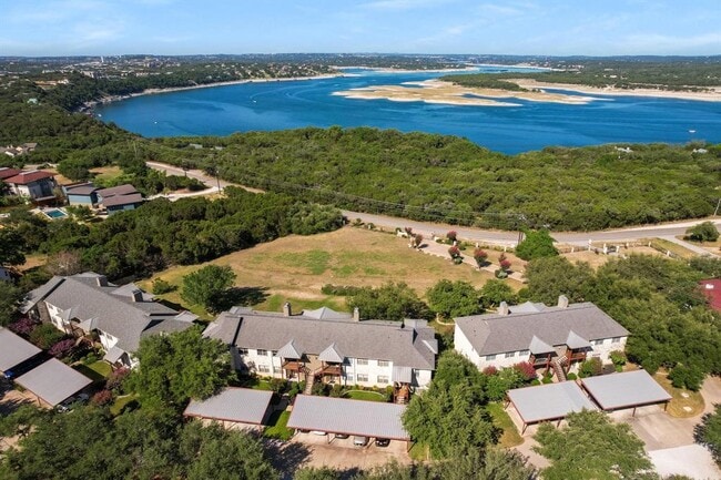 Building Photo - 4307 Eck Ln Unit 201