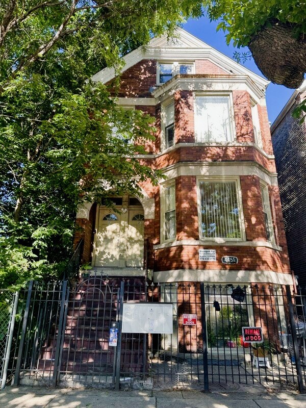 Photo - 4451 S Wood St Unidad 2F