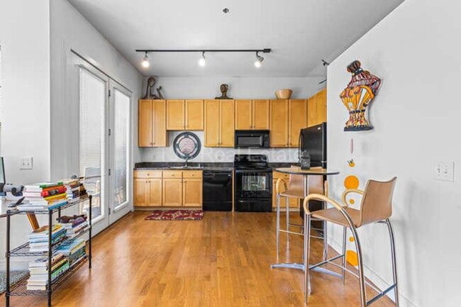 Photo - 7700 E 29th Ave Unidad 310