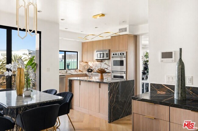 Photo - 121 Canon Dr Unit PH 401