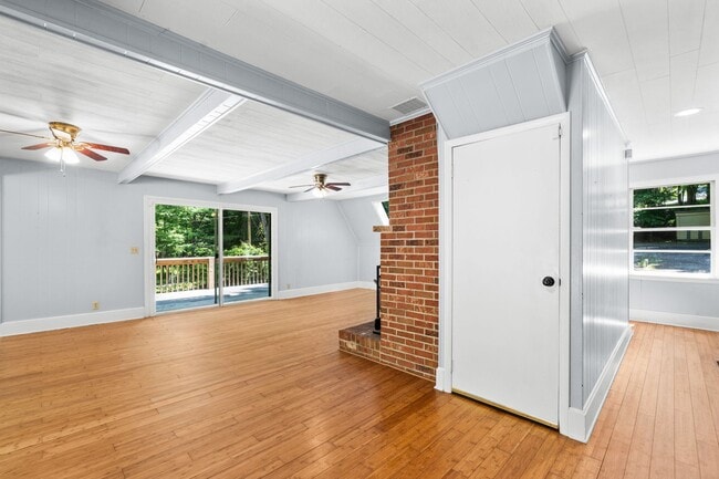 Photo - 864 Trojan Horse Cir Unit Upper