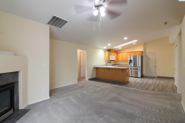 Photo - 3 Bed/2 bath Home in West Pasco