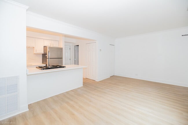 Photo - 455 W Grant Pl Unit 6