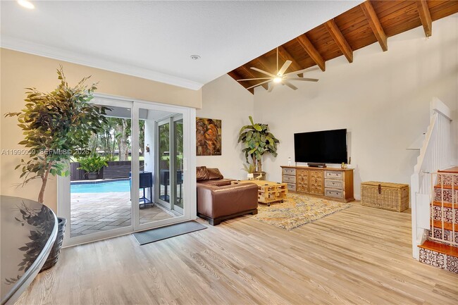 Photo - 1610 W Sandpiper Cir