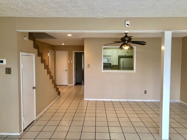 Photo - Spacious Townhouse close to TTU and medical.