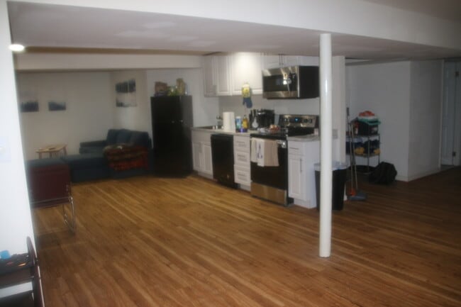 Large living area - 11116 Orleans Way