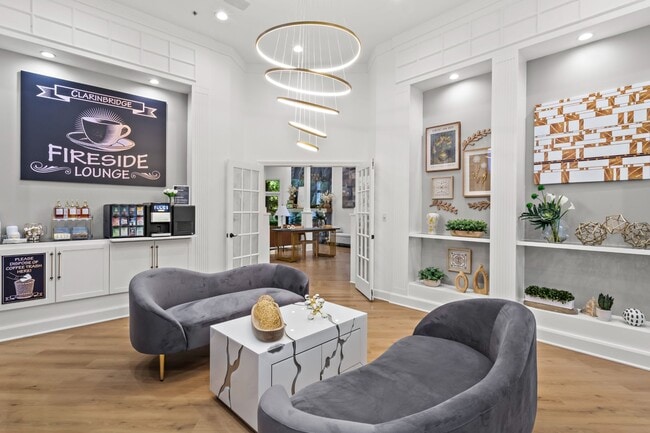 Clarinbridge Apartments and Townhomes