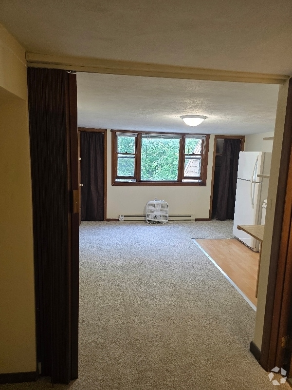 Building Photo - 104 W Lowe Ave Rental