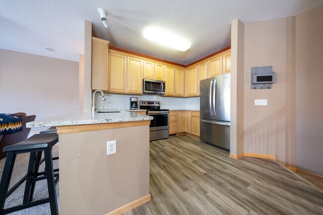 Photo - 18283 Key W Ct