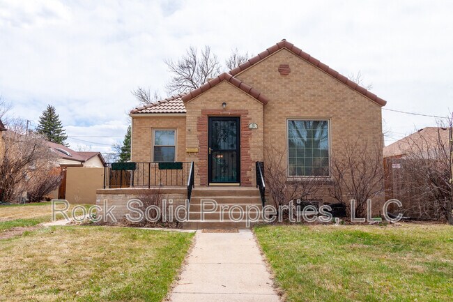 Photo - 219 W 4th Ave