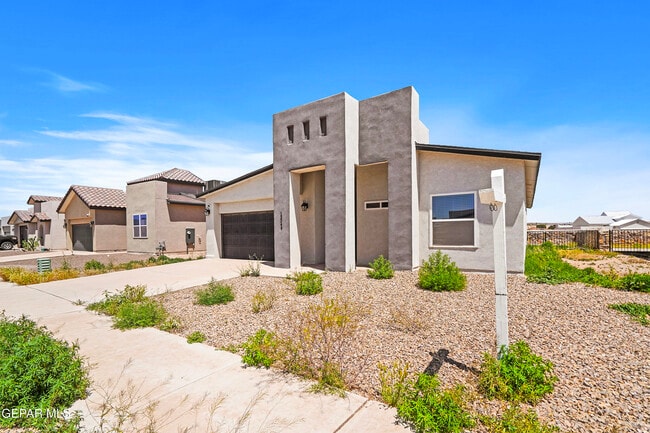 Photo - 12049 Hidden Gdns