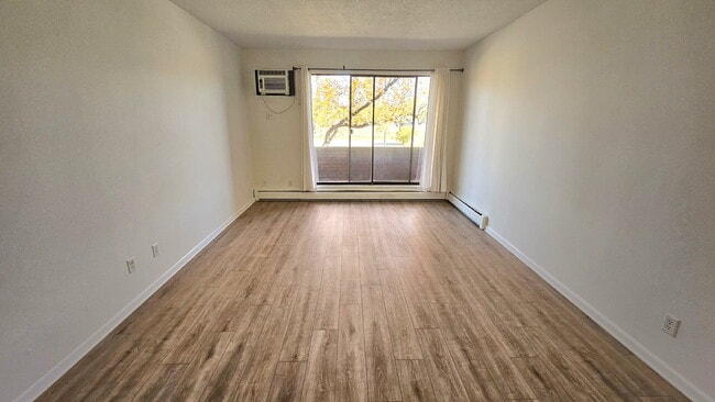 Photo - "Chic Urban Living: Cozy 1-Bedroom Condo in Prime Minneapolis Location!" Unit 101