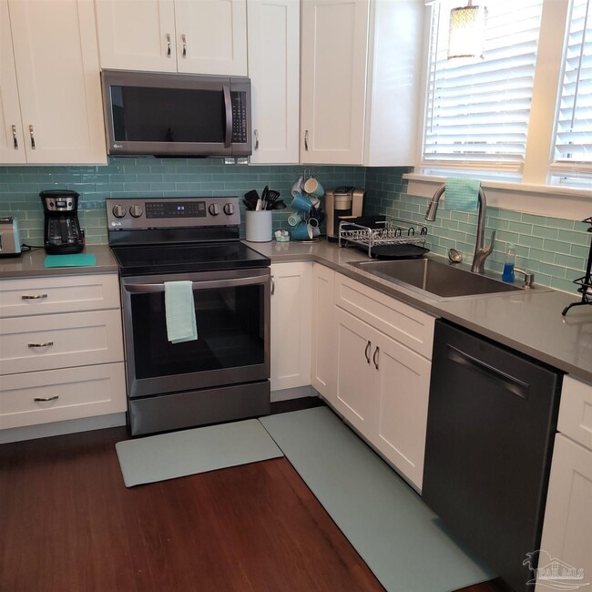 Photo - 105 N D St