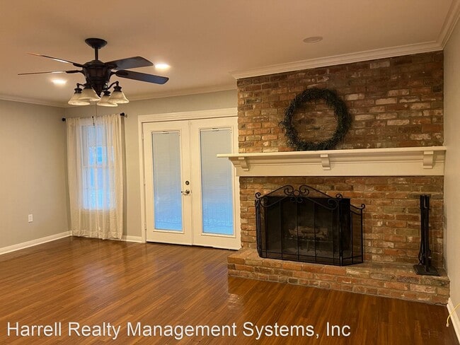 Photo - 3 br, 2 bath House - 2331 Lake Air Drive