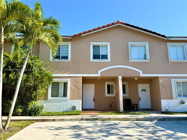 Building Photo - 13922 SW 172nd Terrace Rental