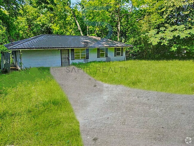 Building Photo - 2480 Brevard Dr Rental
