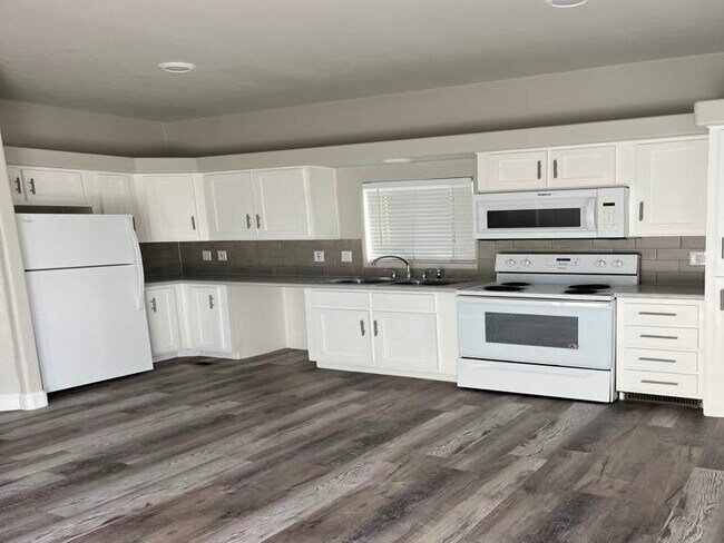 Photo - 342 S 40th St