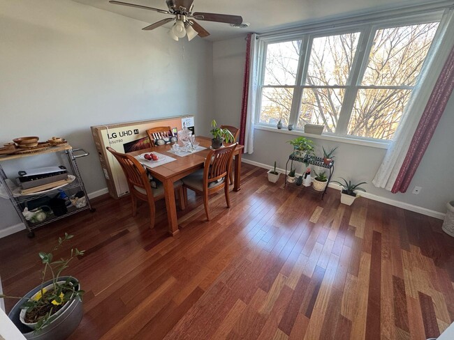 Photo - 114 Neptune Ct Condo Unit 8114H
