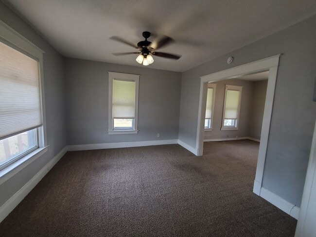 Photo - 2 Bedroom, 1 Full Bath, 2 Story home in th...