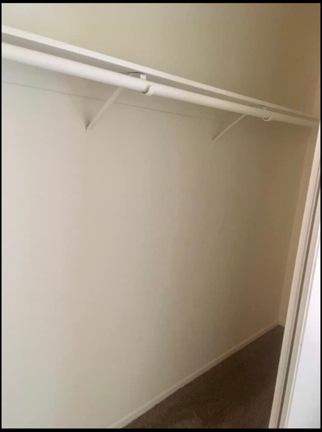 Photo - Chelsea Court Apartments