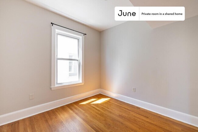 Photo - Room in Shared 3 bed/1 bath home Unit C