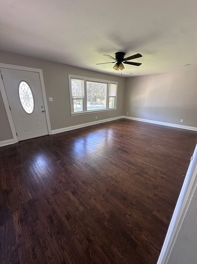 Photo - 313 Ginnie Ln