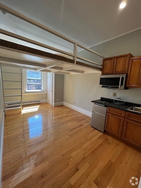 Building Photo - 507 Beacon St Unit 7 Rental