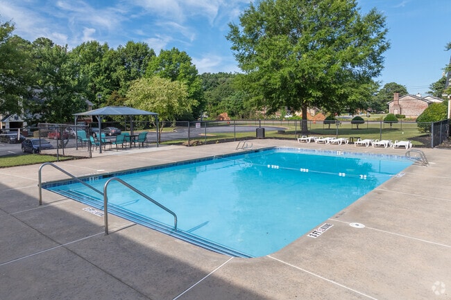 Pool - Salem Chase