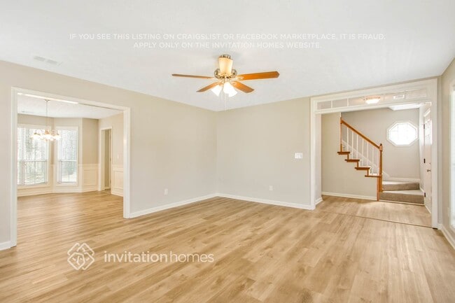 Photo - 3272 Summit Glen Dr