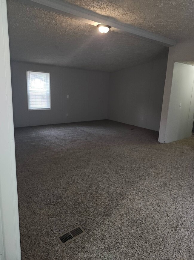 Photo - 65 Kimberly Ln