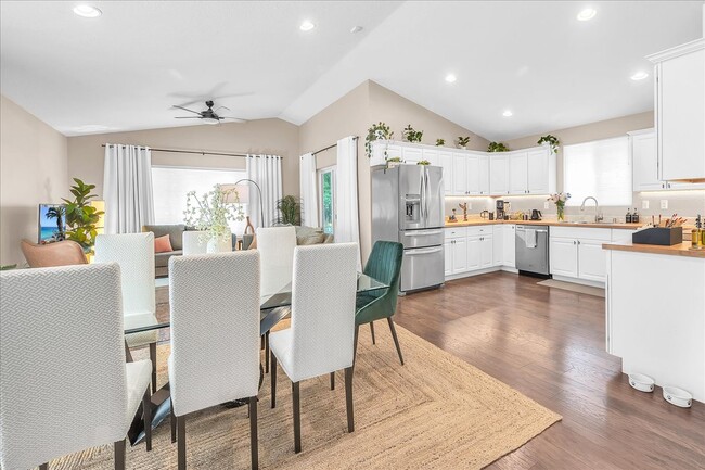 Photo - 2003 E 33rd St