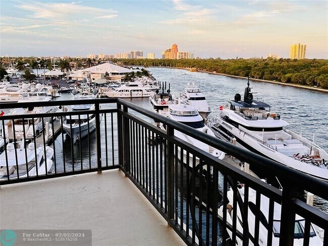 Photo - 1010 Seminole Dr