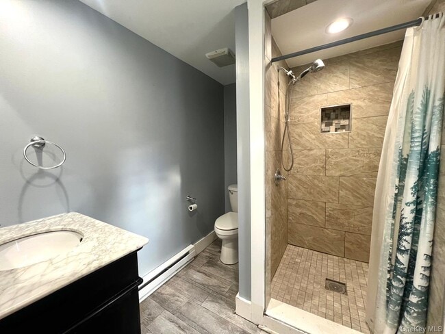 Photo - 3 Walnut E Trl