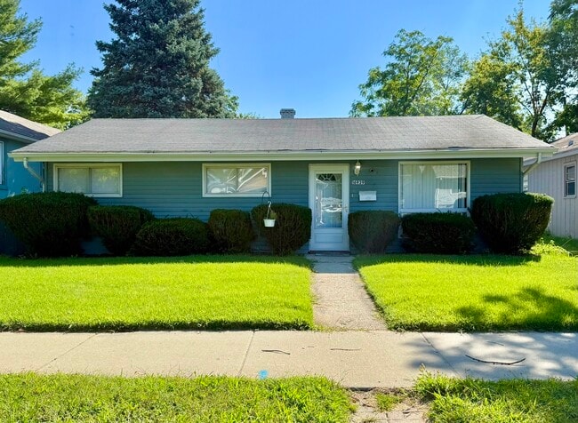 Building Photo - 16939 Jodave Ave Rental