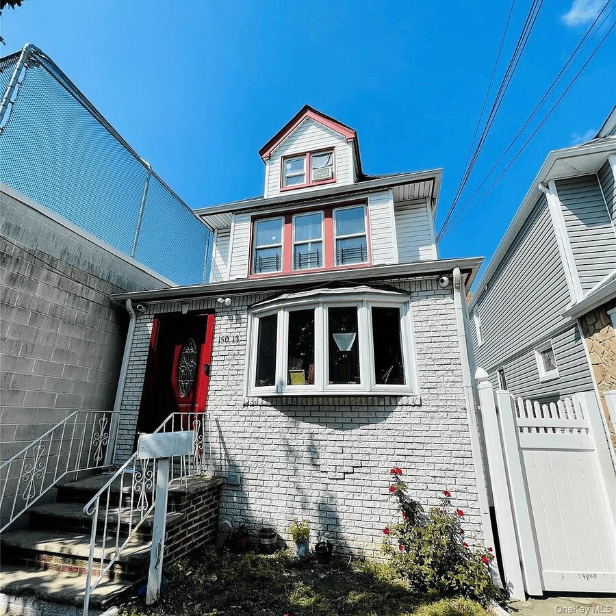 Photo - 150-13 118th Ave