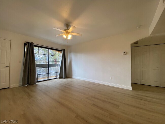 Photo - 5174 S Jones Blvd Unit 207