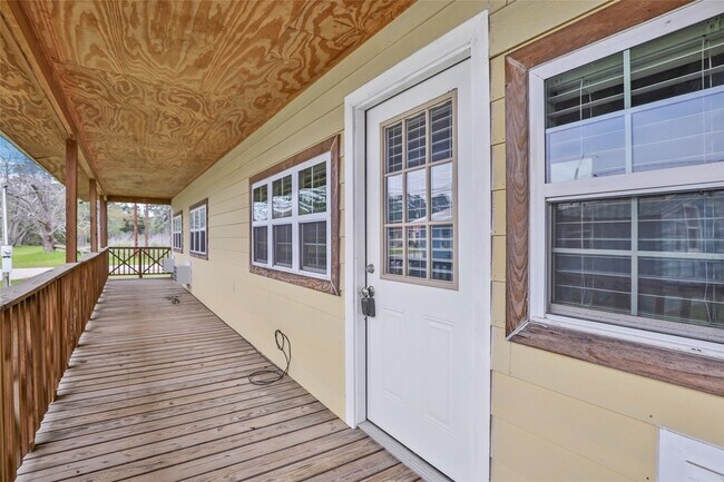 Photo - 10821 TX-150 Unit 15