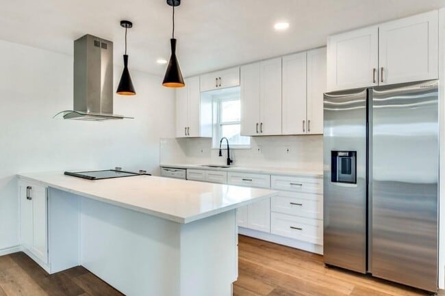 2320 Fulton Dr
