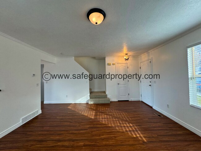 Photo - Amazing Draper Townhome with Mountain Views!