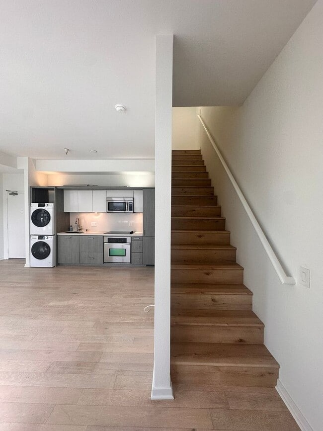 Photo - DOWNTOWN GEM - Two-level loft with private... Unit 31