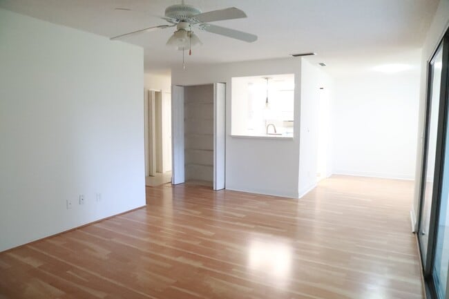 Photo - 306 Palm Coast Pkwy NE