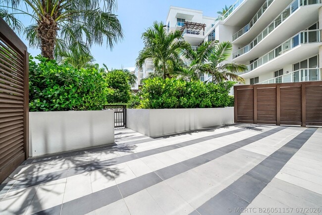 Photo - 220 SE Mizner Blvd Unit 205
