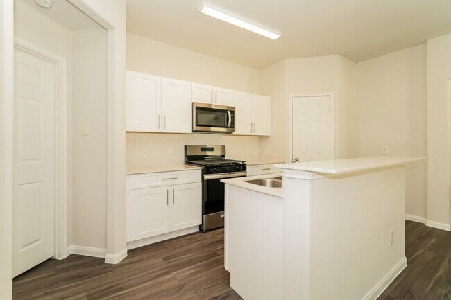 Photo - 5566 Latta Plantation Dr