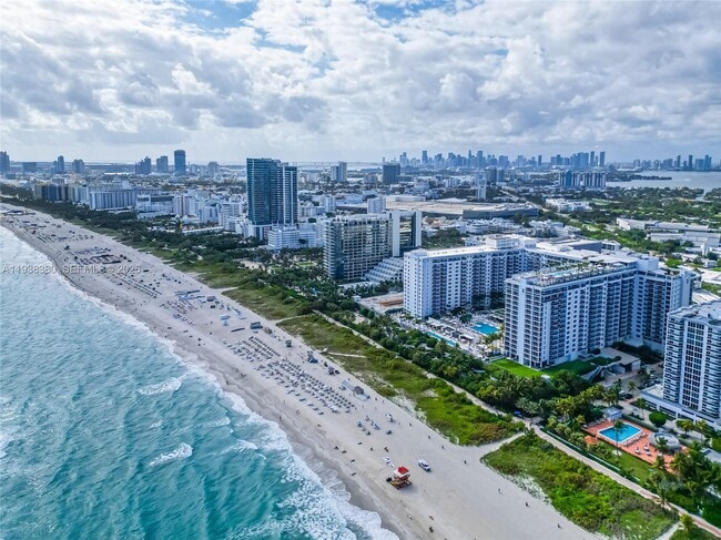 2301 Collins Ave Unit 1425