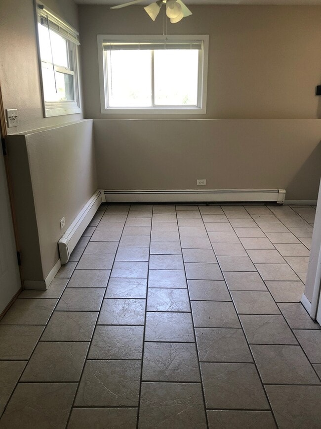 Photo - Cute 3 bedroom and 2 bathroom duplex