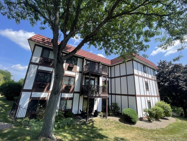 Photo - 13 Skyline Dr Unit 16