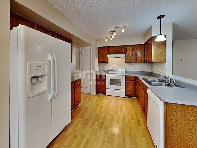 Photo - 6800 Fereday Ct