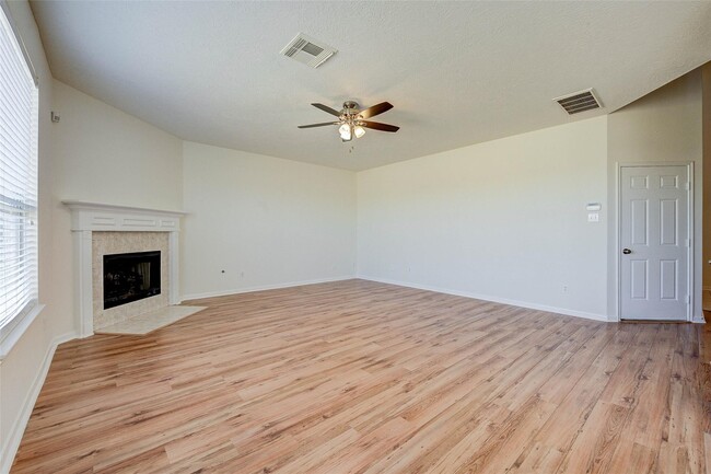 Photo - 21322 Harvest Grove Ct